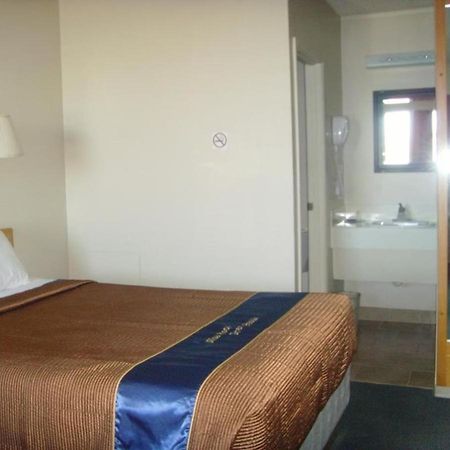 Skyview Swift Current Hotel Buitenkant foto