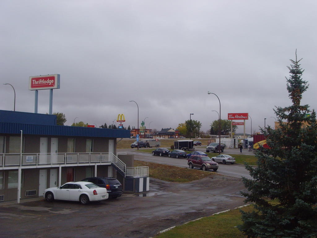 Skyview Swift Current Hotel Buitenkant foto